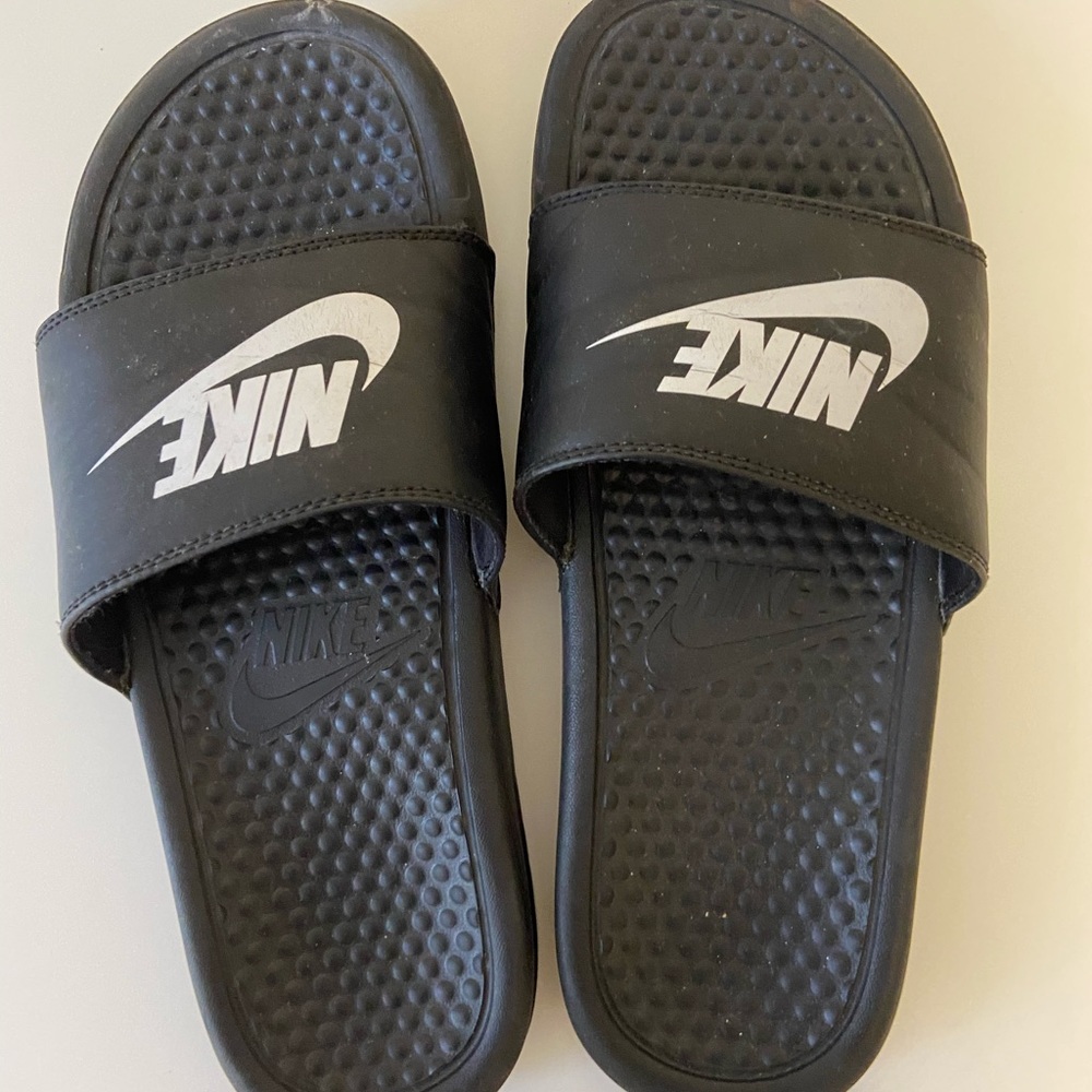 Nike slides